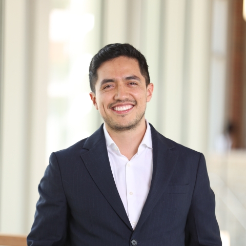 Headshot Velasco Oña